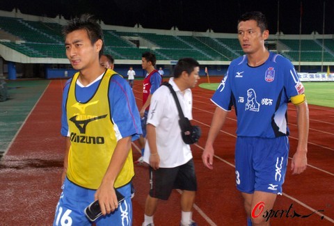 布泽利斯并 布泽利斯并